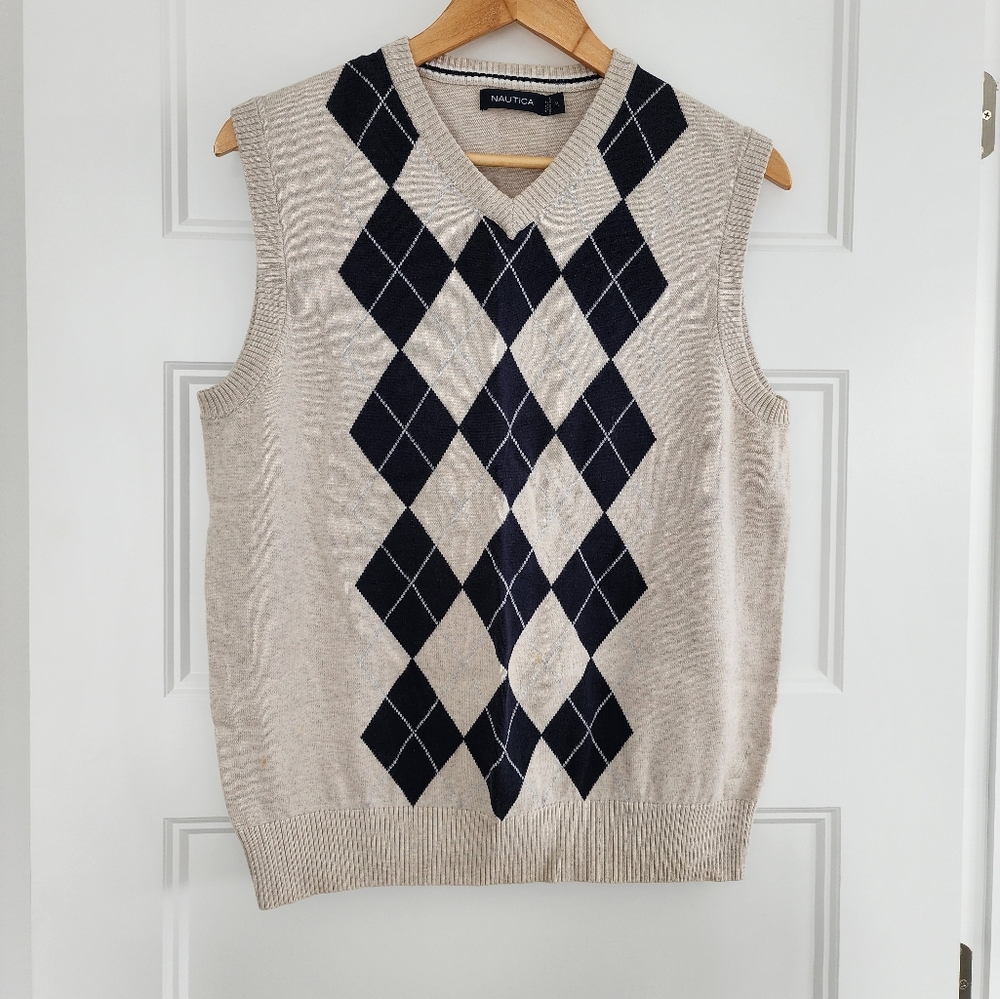 Nautica men's sweater vest